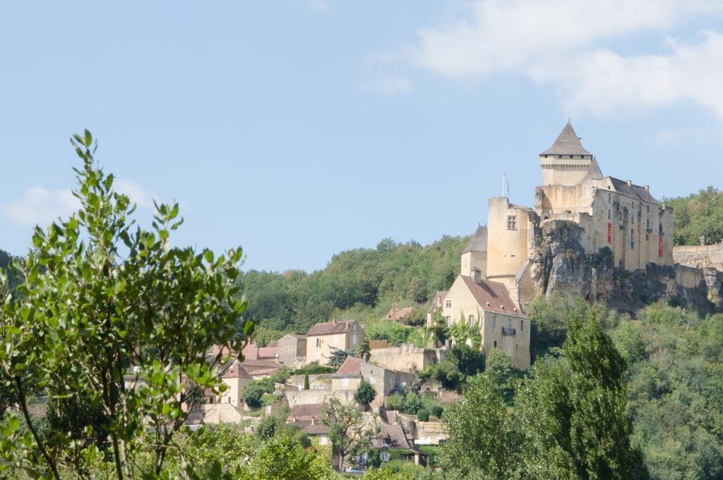 Готель Ibis Sarlat Centre Екстер'єр фото
